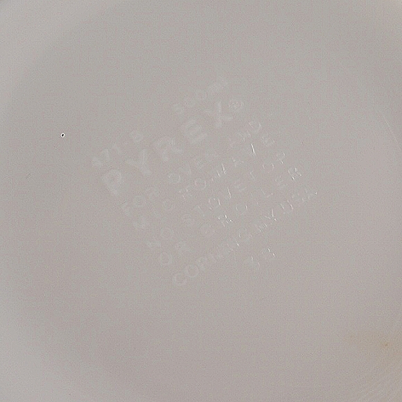 Pyrex Woodland Small Casseroles - Set of 2 with single lid - Vintage - Picture 2 of 8